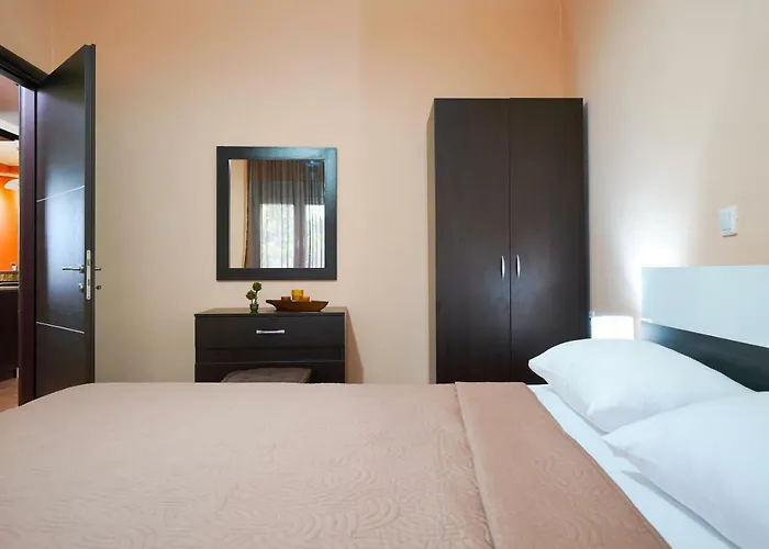 Minos Apartment