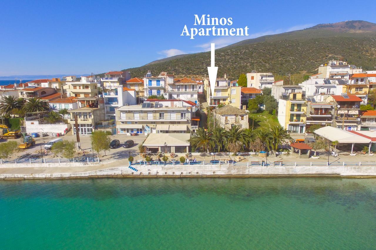 Minos *