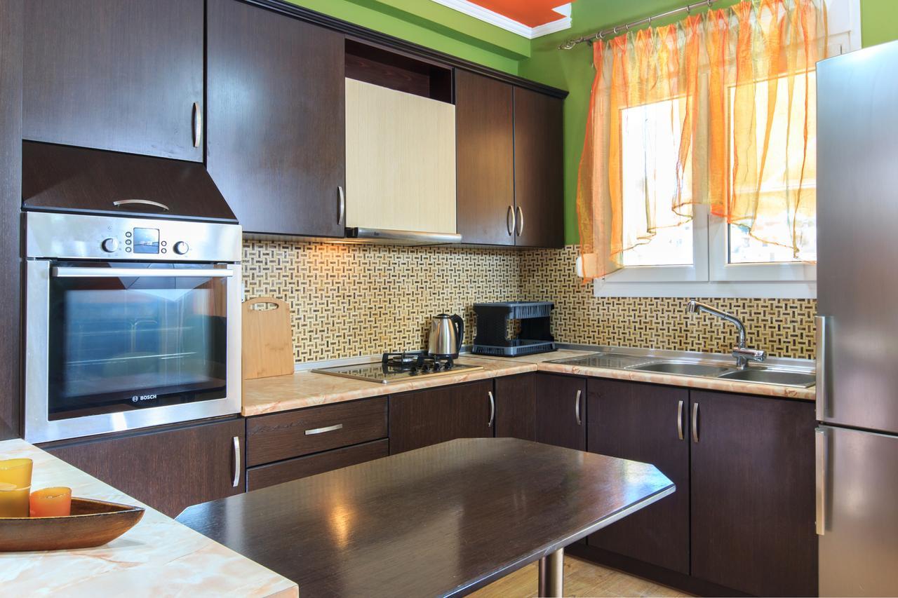 Minos Apartment *